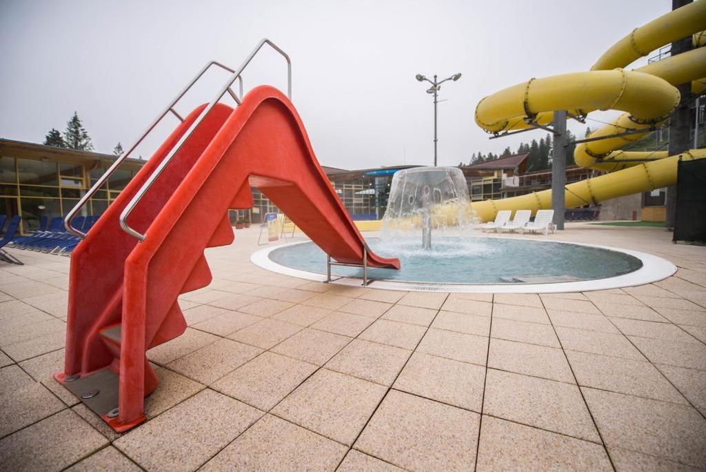 Apartmány Meander Thermal&Ski Rezort Oravice Esterno foto
